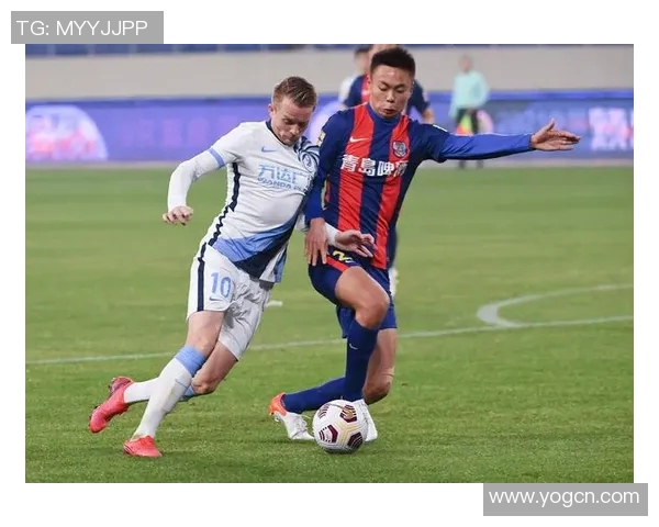 青岛与大连的足球对决谁能在赛场上笑到最后精彩赛事前瞻与分析